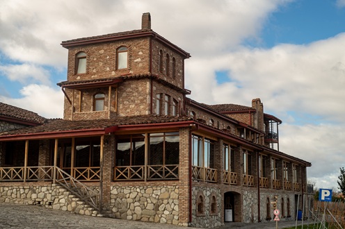 Schuchmann Wines Chateau Villas SPA 65